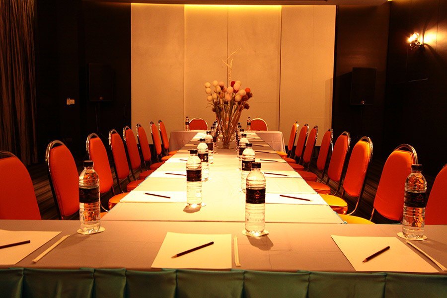 MEETING ROOM & BANQUETING CAPACITIES