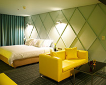 Heritage Bangkok Suite / ( 42 sq.m ) 9 Rooms